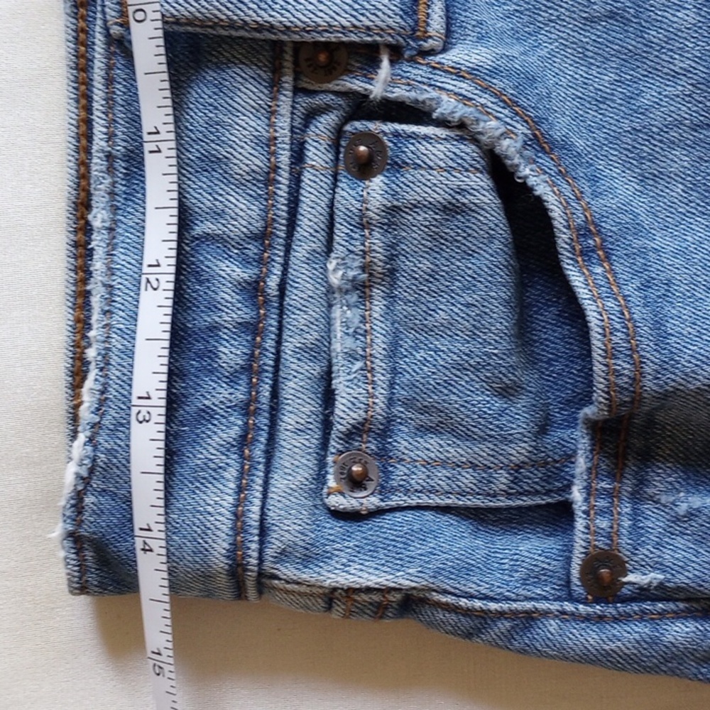 Abercrombie 4" Mom Short High Rise Cutoff Denim Shorts 26/2 - Picture 5 of 8